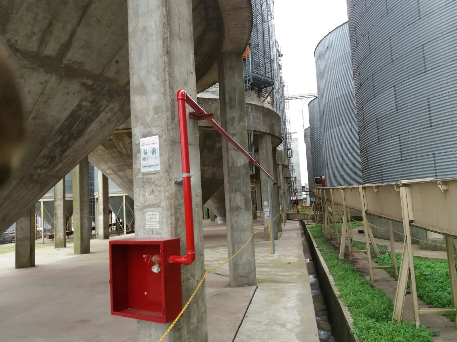 Mantenimiento en planta de silos